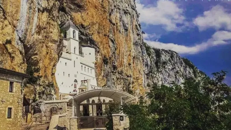 Manastir Ostrog - unikatan kulturno-istorijski spomenik