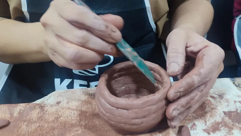 Create your own souvenir or a unique gift from clay