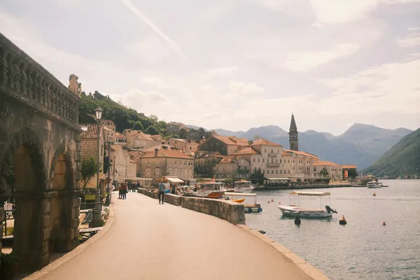 Venetian Elegance – The Legacy of Venice in Stone